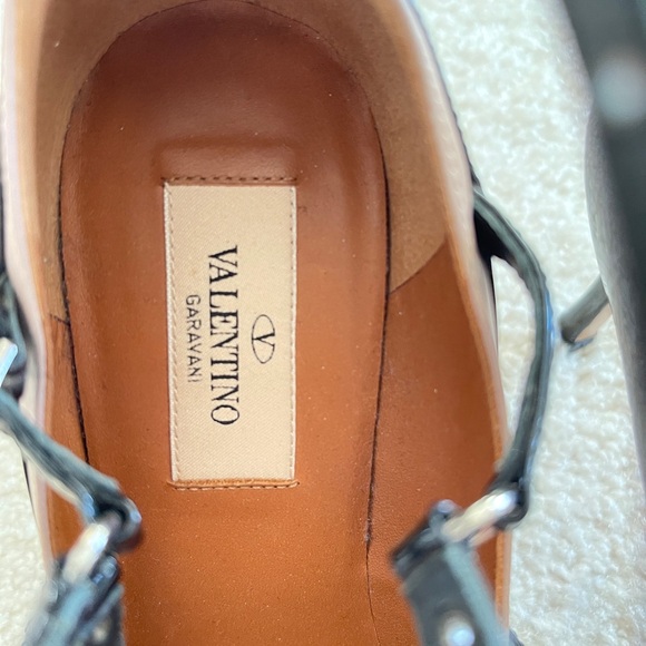 Velentino Authentic Rockstud Shoes - Picture 10 of 14